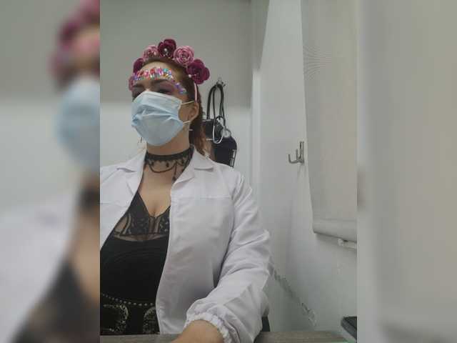 Fotografii Doctora-Danna Working us Doctor... BETWEEN PATIENTS we can do all my menu...write me pm what would u like to see... fuck us hard¡¡¡¡