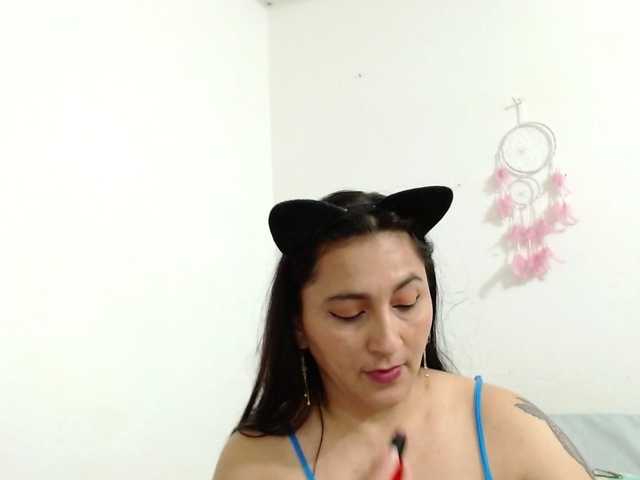 Fotografii HotxKarina Hello¡¡¡ latina#play naked for 100 tips#boob for 30# make happy day @total Wanna get me naked? Take me to Private chat and im all yours @sofar @remain Wanna get me naked? Take me to Private chat and im all yours @latina @squirt