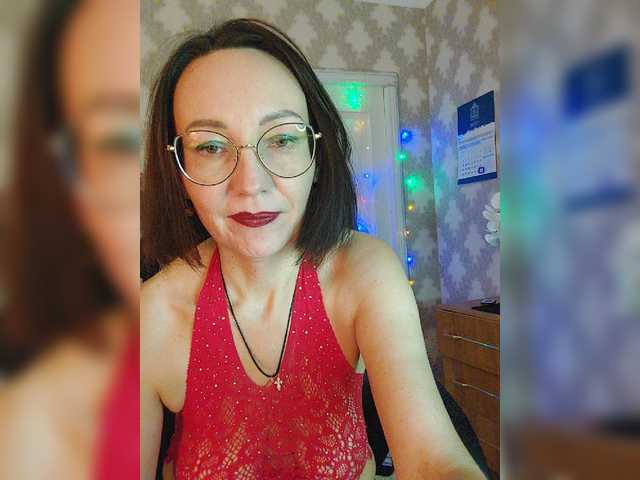 Fotografii LyubavaMilf To a new apartment. Before private 70 tokens in free chat. Favorite vibration 33 I don't answer personal messages, all write in free chat.