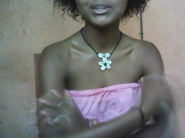 Fotografii afrogirlsexy hello everyone, i need tks for play with here, let s tip me now, i m ready , 50 tks naked