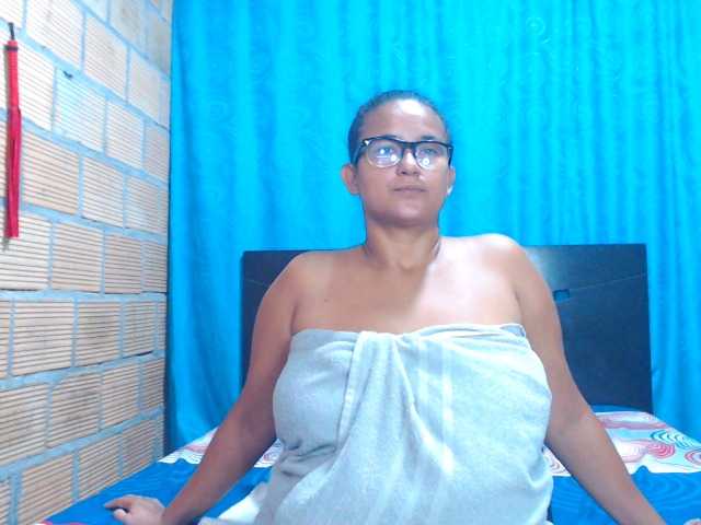 Fotografii isabellegree I am a very hot latina woman willing everything for you without limits love