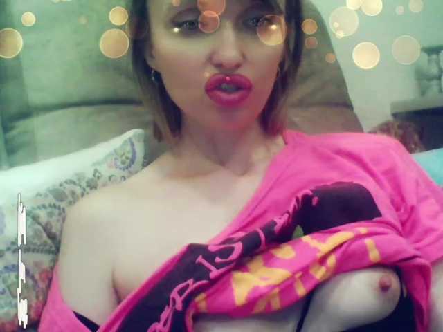 Fotografii lilisexy14 Hello! I'm Lilya! Delicious and juicy blowjob with saliva and deepthroat with dildo 222, 0 already earned, I need 222 more tokens to complete countdown!