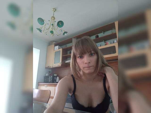 Fotografii _Lily_ Remove the bodice-50tok, panty_100t Lovence(1-5 tok 1sek low), (6-20 4sek medium), (21-50 6sek high), (51-100 30sek ultra high), (101-200 1min ultra high)Self-seeding is interesting in the group and in private.