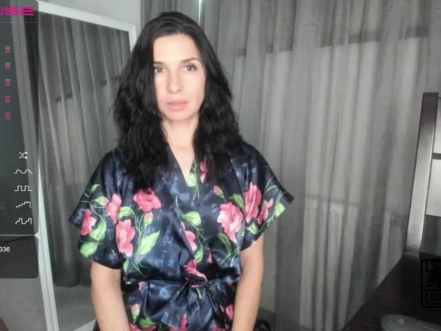 Fotografii _Lucky_Lena_ Hi, I am Lena. Welcome to my chat. Here you will find good music and pleasant communication. I do not undress in general chat. Only private. Lovense works from 11.